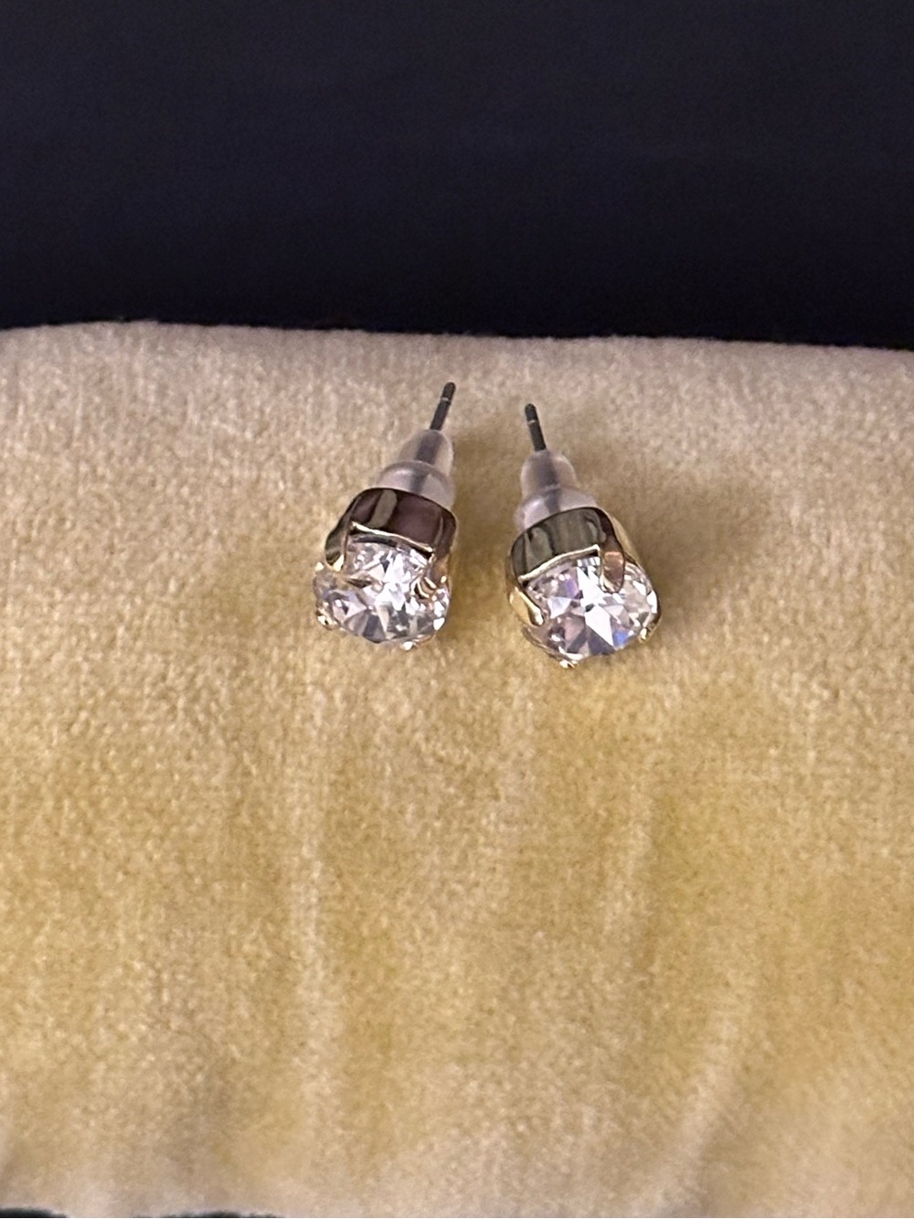 Sorrelli Stud Earrings - Clear Crystal